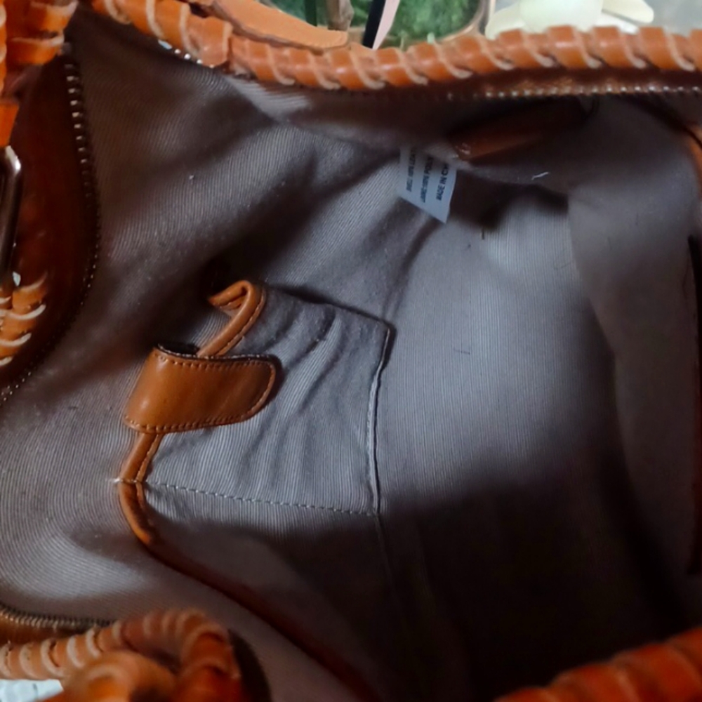 TALBOTS CARAMEL BROWN SOFT LEATHER SHOULDER BAG - Picture 7 of 7
